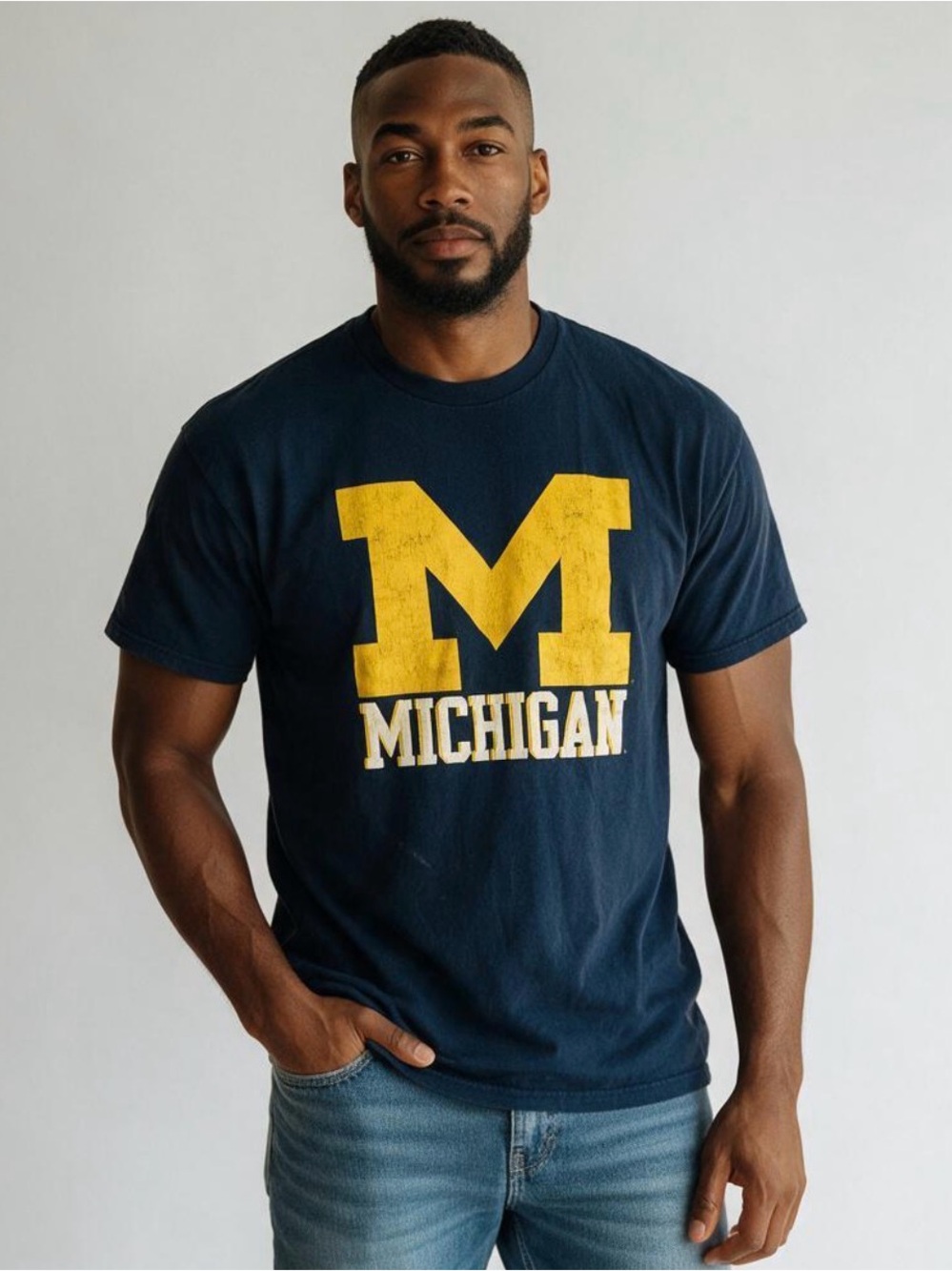 Nike Vintage Michigan Wolverines Mens T-Shirt Navy/Yellow Tee Big M Size 2XL